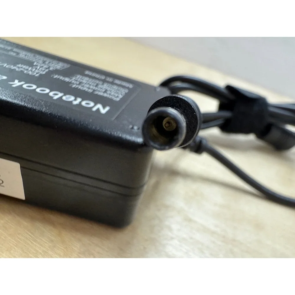 BTI 65W Laptop AC Adapter Power Supply 19V 3.42A Notebook Charger C28N65WBRK6912